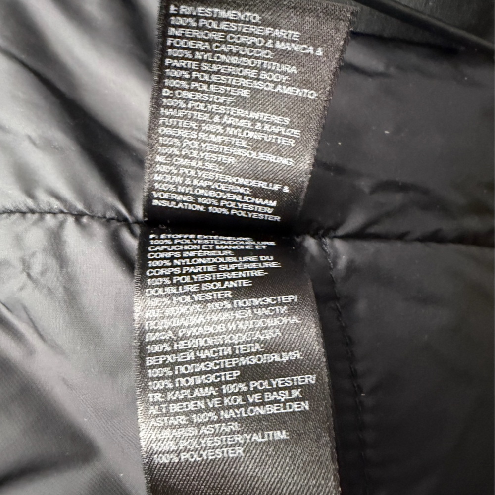 The North Face Men's Black Performance Jacket - Picture 7 of 12